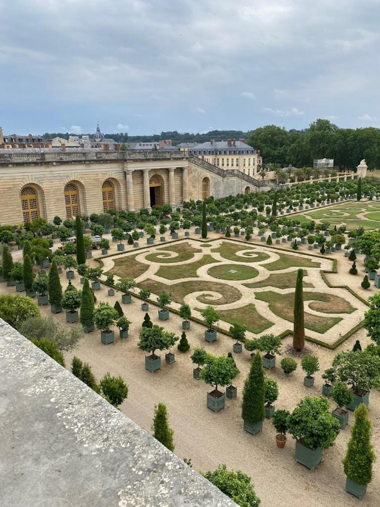 Appart A Versailles, 2 A 4 Pers, Avec Parking Eksteriør billede